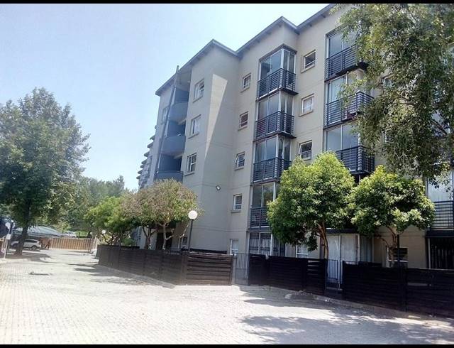 1 BEDROOM PROPERTY TO RENT IN BRAAMFONTEIN